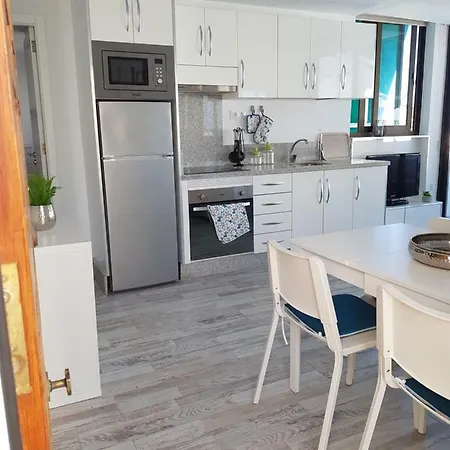 Las Atamanes 401 D Apartment *